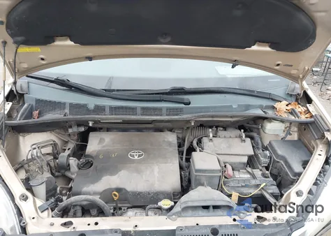 2011 Toyota Sienna Le from USA, damaged, VIN 5TDKK3DC4BS124961